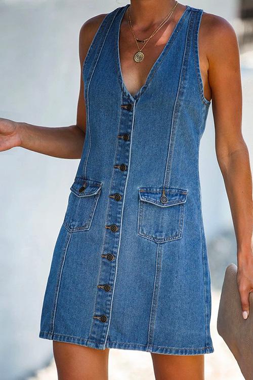 Meridress V Neck Buttons Racerback Sleeveless Denim Dress